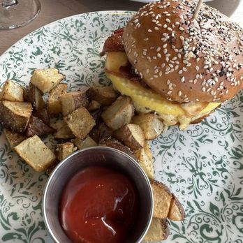 Garni Cafe - Cafes Near Me - Orlando, Florida