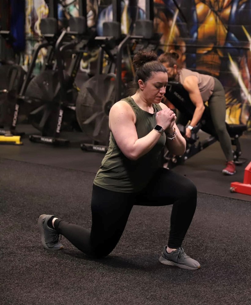 Swole Chicks Fitness Logo