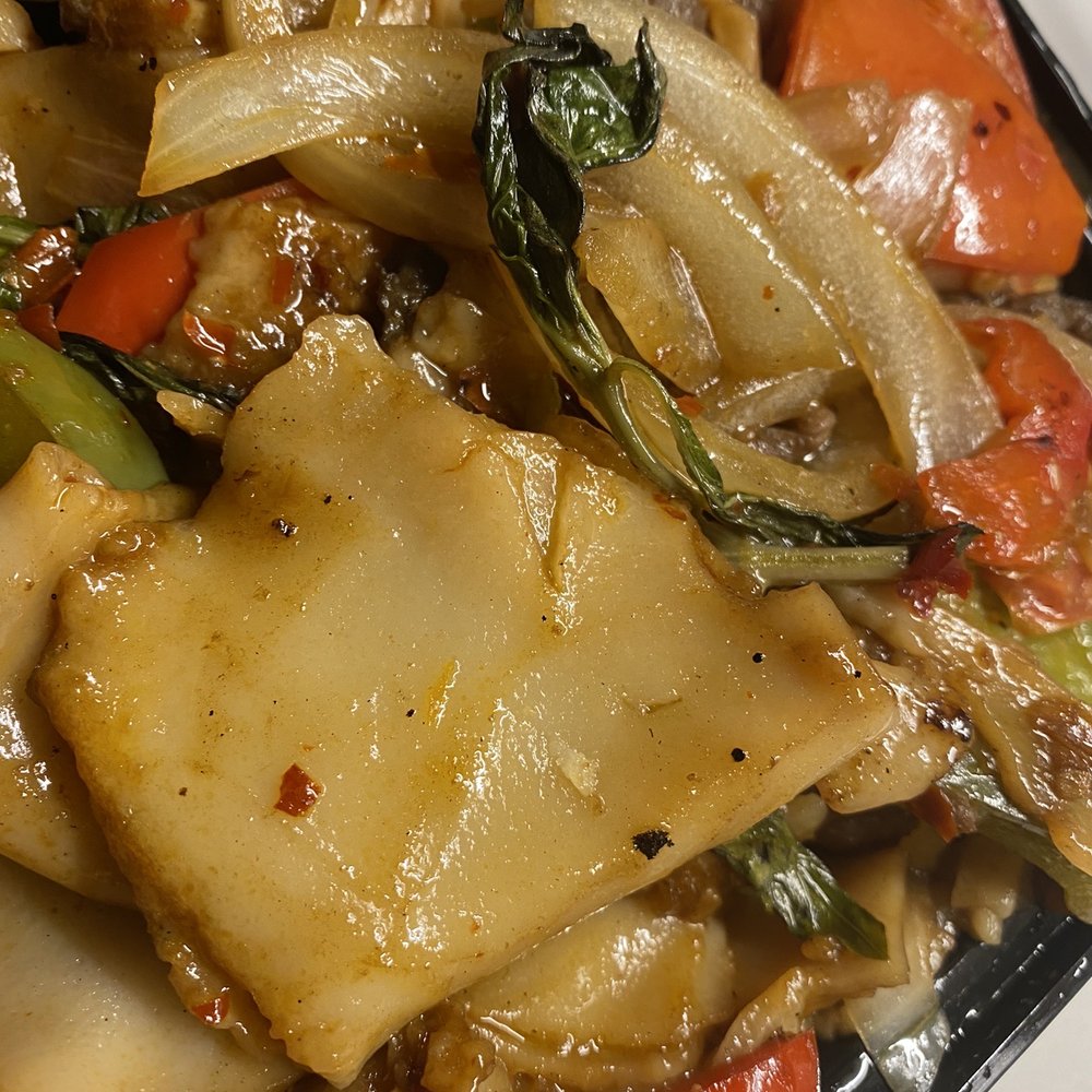 Sanphan Thai Cuisine - 45. Pad Kee Mao (Drunken Noodles) - Thai Near Me - Washington, DC, District of Columbia Sanphan Thai Cuisine - 45. Pad Kee Mao (Drunken Noodles) - Thai Near Me - Washington, DC, District of Columbia