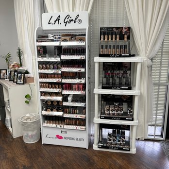Sidney Le Beauty - Eyelash Service Near Me - Sacramento, California Sidney Le Beauty - Eyelash Service Near Me - Sacramento, California