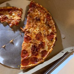Santini's Pizza Palace - Bacon and pepperoni pizza