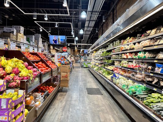H Mart Cambridge by null