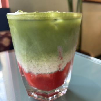 Aura Gardens - Strawberry Matcha Latte - Breakfast & Brunch Near Me - Carlsbad, California