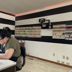 LaBella Nail Salon - This is the girl who totally disregarded our word.