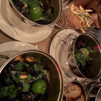 Flex Mussels - Seafood Near Me - New York, New York Flex Mussels - Seafood Near Me - New York, New York