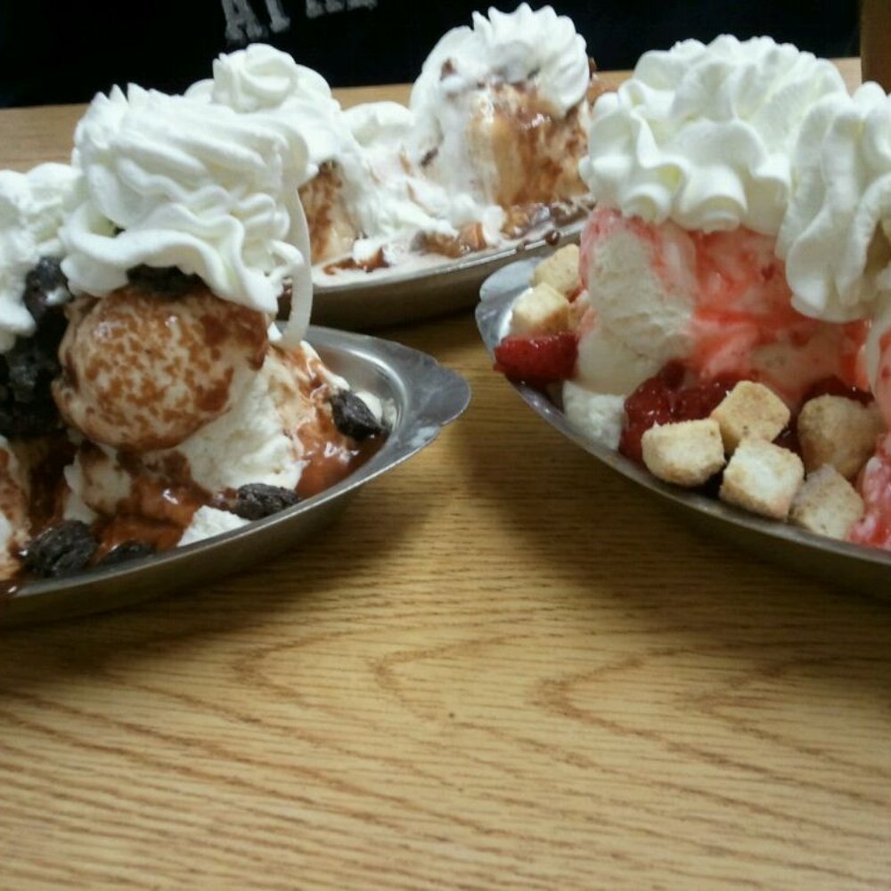 King Condrell's Candy & Ice Cream - Ice cream sundaes! - Candy Stores Near Me - Kenmore, New York