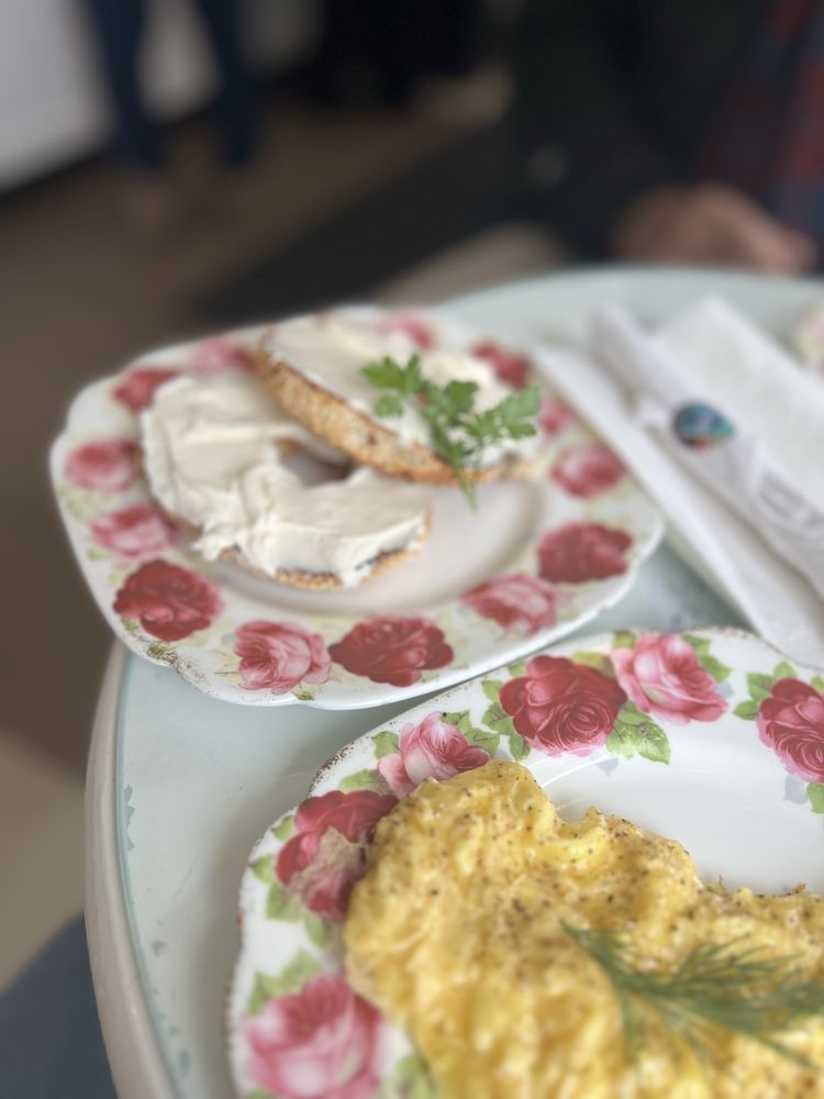 Dilly Dally Coffee Cafe