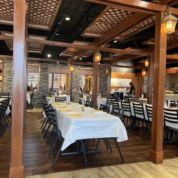 Mai Colachi - Interior - Pakistani Near Me - Plano, Texas