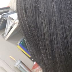 Jinyi's  Salon - Is this wavy??
