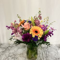 Apple Blossom Florist & Gifts