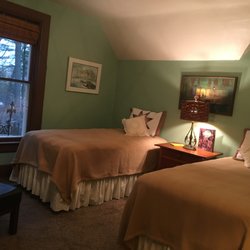Antiques With Inn - Antiques With Inn