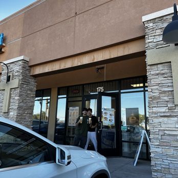 Honey Lush - 10/2025-@Blue Bubble -Outside view of entrance-there is no sign but they are right next to Jackson Hewitt - Ice Cream & Frozen Yogurt Near Me - Las Vegas, Nevada Honey Lush - 10/2025-@Blue Bubble -Outside view of entrance-there is no sign but they are right next to Jackson Hewitt - Ice Cream & Frozen Yogurt Near Me - Las Vegas, Nevada