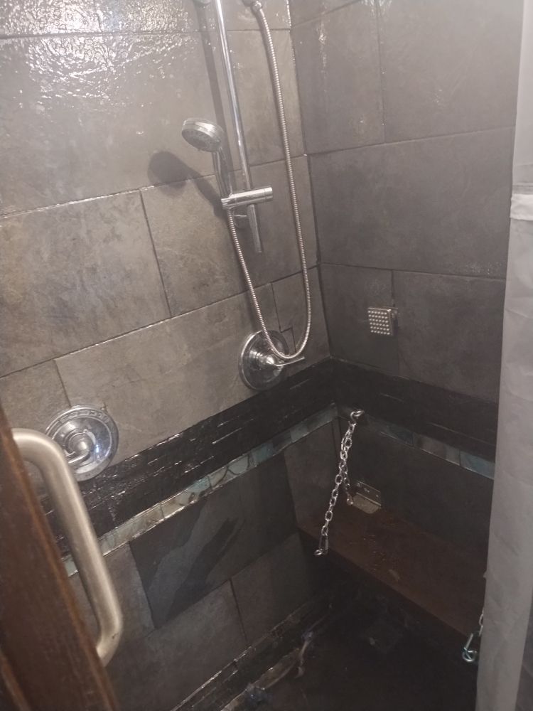 Slide of Robin & S Plumbing