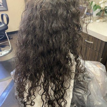 Mye’s Hair Design - Before haircut - Hair Salons Near Me - Irvine, California Mye’s Hair Design - Before haircut - Hair Salons Near Me - Irvine, California