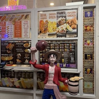 Devil Fruit Tea Studio - Outside - Bubble Tea Near Me - Miami, Florida