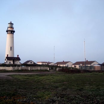 HI-Pigeon Point Lighthouse Hostel - Pigeon Point Lighthouse - Hostels Near Me - Pescadero, California