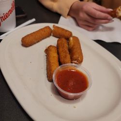 Friendly's - The Hottest Mozzarella Sticks I've ever had