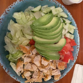 Pickwick Pub - Pickwick Cobb Salad - next time we'll be asking for a mixed garden salad instead of the iceberg lettuce. - Pubs Near Me - Woodland Hills, California Pickwick Pub - Pickwick Cobb Salad - next time we'll be asking for a mixed garden salad instead of the iceberg lettuce. - Pubs Near Me - Woodland Hills, California