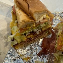 Mamma's On Mill - Big V-8
