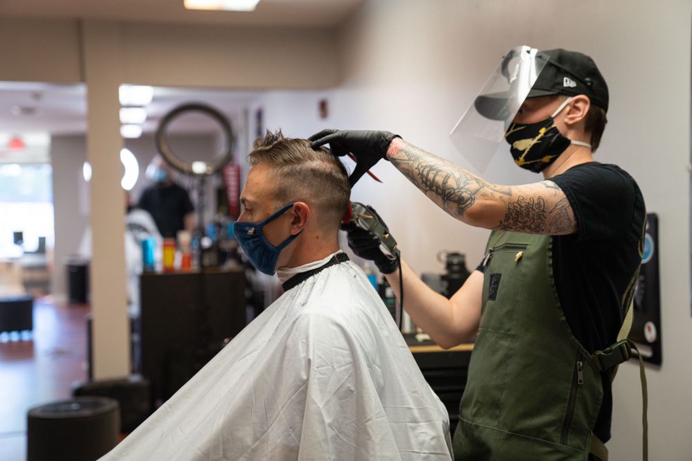Ampell Barbershop Logo