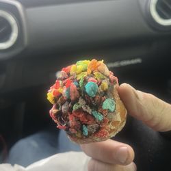 Randy's Donuts - Small mini pebbles donuts .. so many flavors into one donut