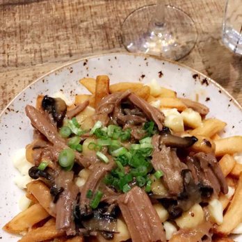 Industria Pizzeria & Bar - Brasseries Near Me - Ottawa, Ontario Industria Pizzeria & Bar - Brasseries Near Me - Ottawa, Ontario
