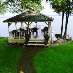 Sandbanks Vacations - Waterfront properties
