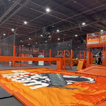 Big Air Houston - Battle beam, was a big hit! - Trampoline Parks Near Me - Houston, Texas Big Air Houston - Battle beam, was a big hit! - Trampoline Parks Near Me - Houston, Texas