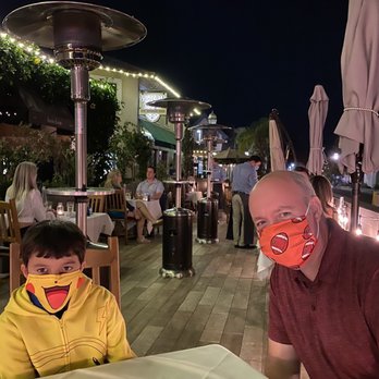 Bouchon - Lovely safe and enjoyable parklet outdoors - French Near Me - Santa Barbara, California