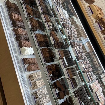 Rocky Mountain Chocolate Factory - Chocolatiers & Shops Near Me - Lutz, Florida Rocky Mountain Chocolate Factory - Chocolatiers & Shops Near Me - Lutz, Florida