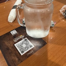 Meeee Sooo Hungweee. I like those QR Code menus