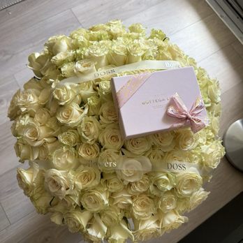 Doss Flowers - The most gorgeous arrangement - Flowers & Gifts Near Me - Los Angeles, California