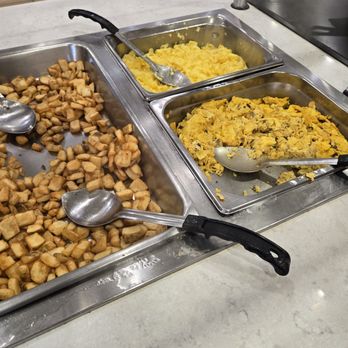 Clementine Hotel & Suites - Breakfast buffet - Hotels Near Me - Anaheim, California Clementine Hotel & Suites - Breakfast buffet - Hotels Near Me - Anaheim, California