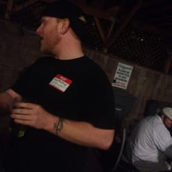 Gilligan's Irish Pub - BE RESPECTFUL