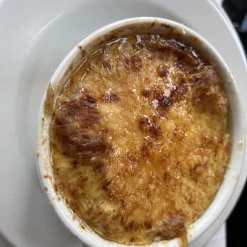 Au Pied de Cochon - Onion soup here is Parisian style (lighter color broth), yummy! - Seafood Near Me - Paris, 75 Au Pied de Cochon - Onion soup here is Parisian style (lighter color broth), yummy! - Seafood Near Me - Paris, 75