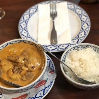 Chili Thai Restaurant - How the curry/ rice was served. - Thai Near Me - University Place, Washington Chili Thai Restaurant - How the curry/ rice was served. - Thai Near Me - University Place, Washington