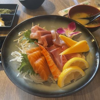 Neko Sushi - Chirashi Don - Ramen Near Me - Brentwood, California