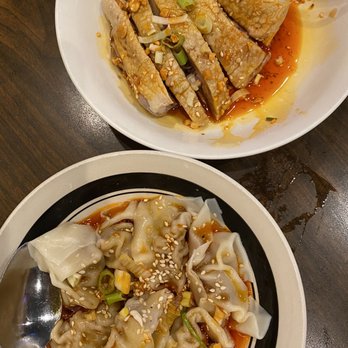 Mama Dough - Spicy wonton and cold chopped spicy chicken - Chinese Near Me - Kent, Washington