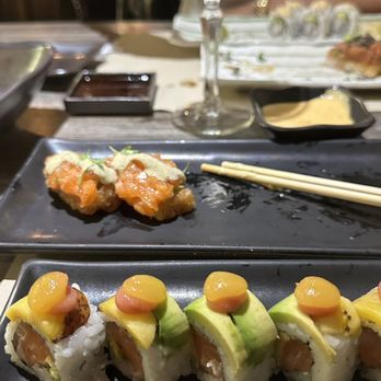 Ke-uH - Passion Roll with salmon - Salmon Crispy Rice - lychee martini - Sushi Bars Near Me - Weston, Florida