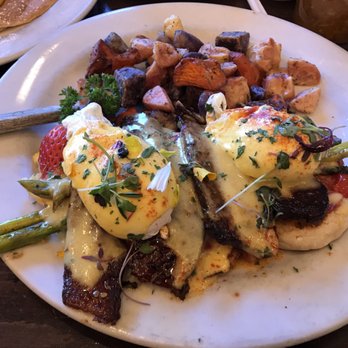 Sweet Maple - Blackstone/Millionaire's Bacon Benedict - American Near Me - San Francisco, California Sweet Maple - Blackstone/Millionaire's Bacon Benedict - American Near Me - San Francisco, California