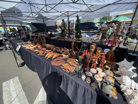 Maui Gift & Craft Fair by null