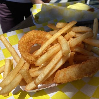 Eat Crispy Burger Encinitas - Best of both worlds - Burgers Near Me - Encinitas, California
