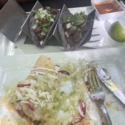 Taco flight and taco de adobo