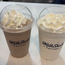 Chocolate and vanilla milkshakes