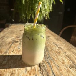 Vanilla matcha latte