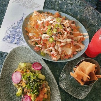 Lamplight Lounge - Lobster Nachos, Poke Nachos, Goofball Island - New American Near Me - Anaheim, California