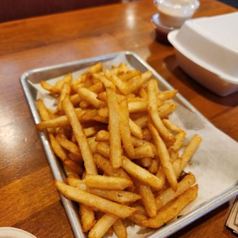 Roadrunner Grill - Order of fries - Tacos Near Me - Shasta Lake, California
