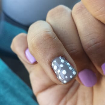 Modern Nails - Holes left in the "design". I mean it just looks like amateurs. - Nail Salons Near Me - Turlock, California