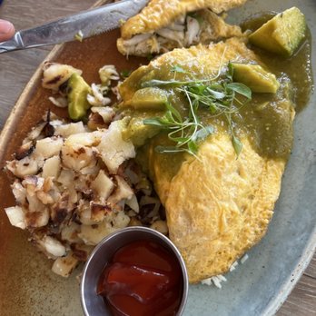 Driftwood Kitchen - Laguna Beach Omelet - Seafood Near Me - Laguna Beach, California