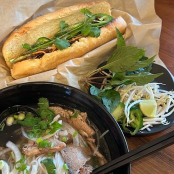 3 Asian Sisters - Vietnamese Near Me - Chicago, Illinois